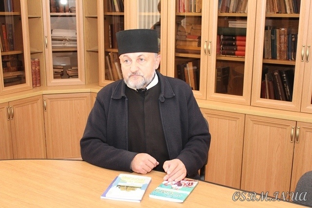 ЗАПРОШУЄМ НА ВЕЛИКОПОСНІ РЕКОЛЕКЦІЇ